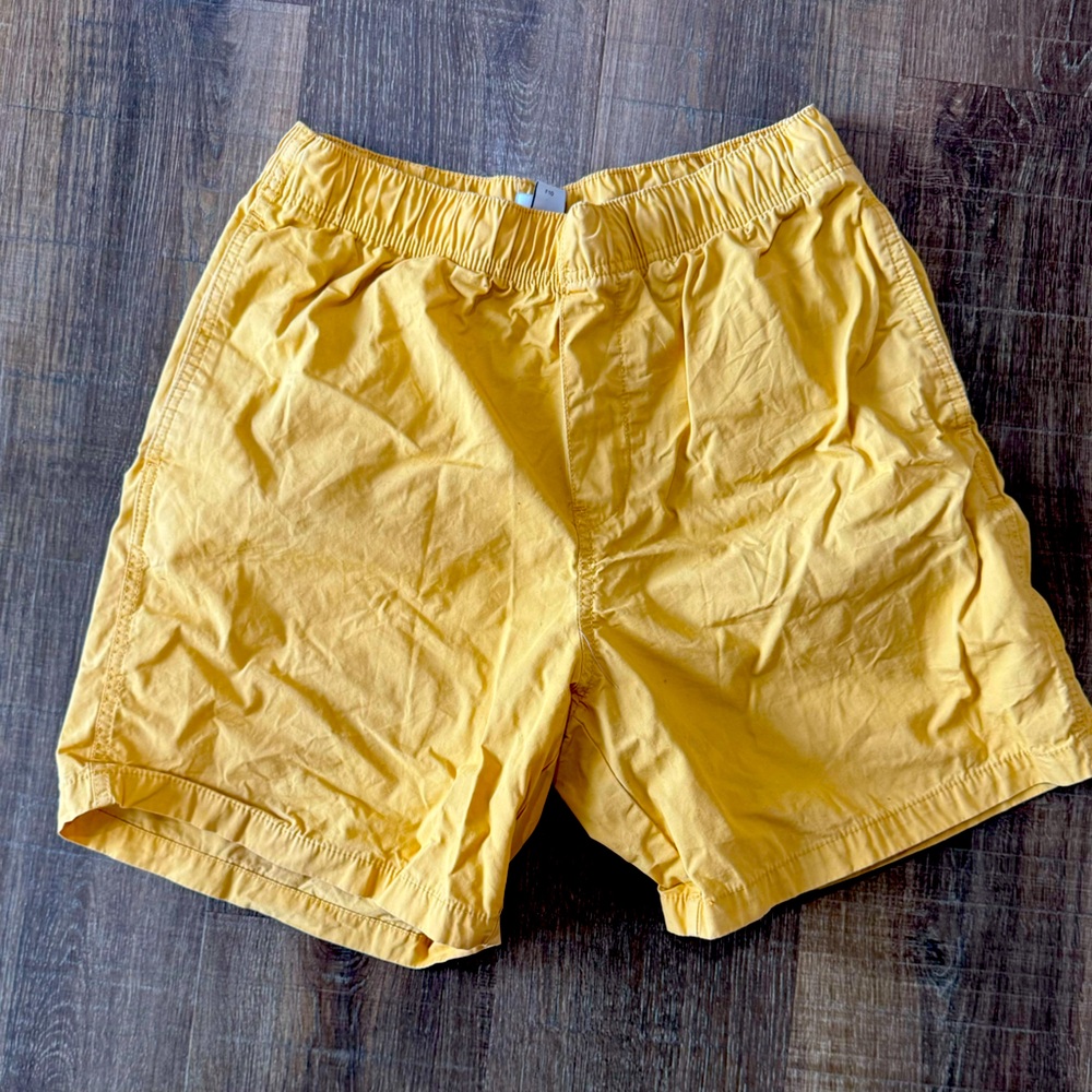 SUMMER TIME EGG YOKE H&M SHORTS